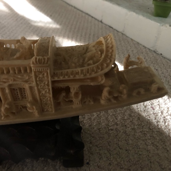 Vintage Chinese Carved Boat - Picture 8 of 11